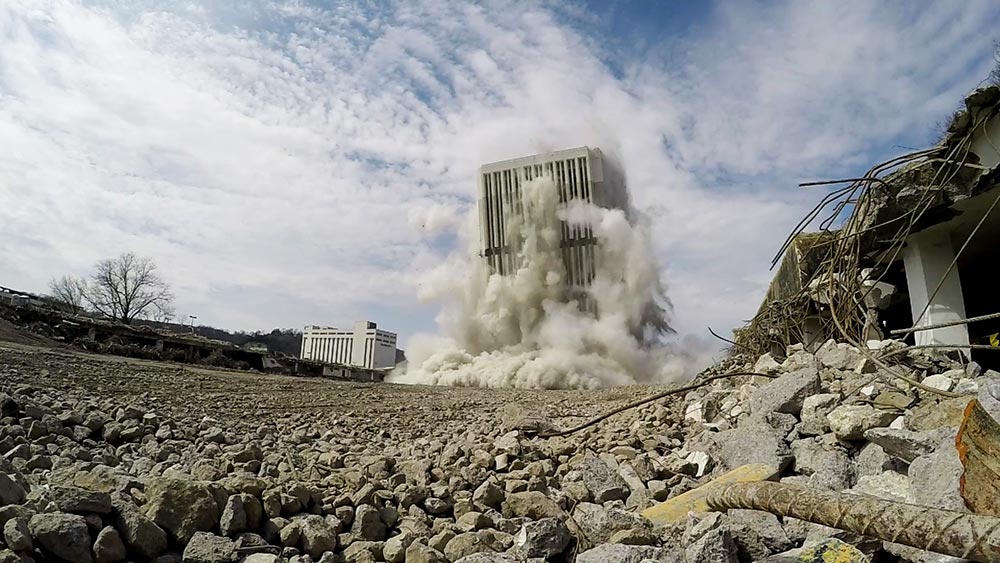 Frankfort Capital Plaza demolition photo 5